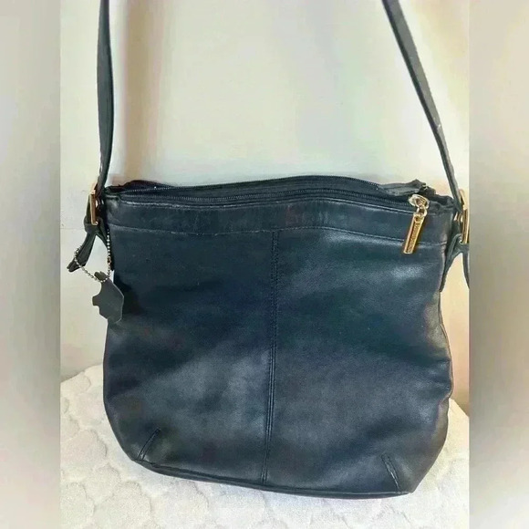 Giani Bernini Navy Leather Shoulder Bag - Picture 1 of 12